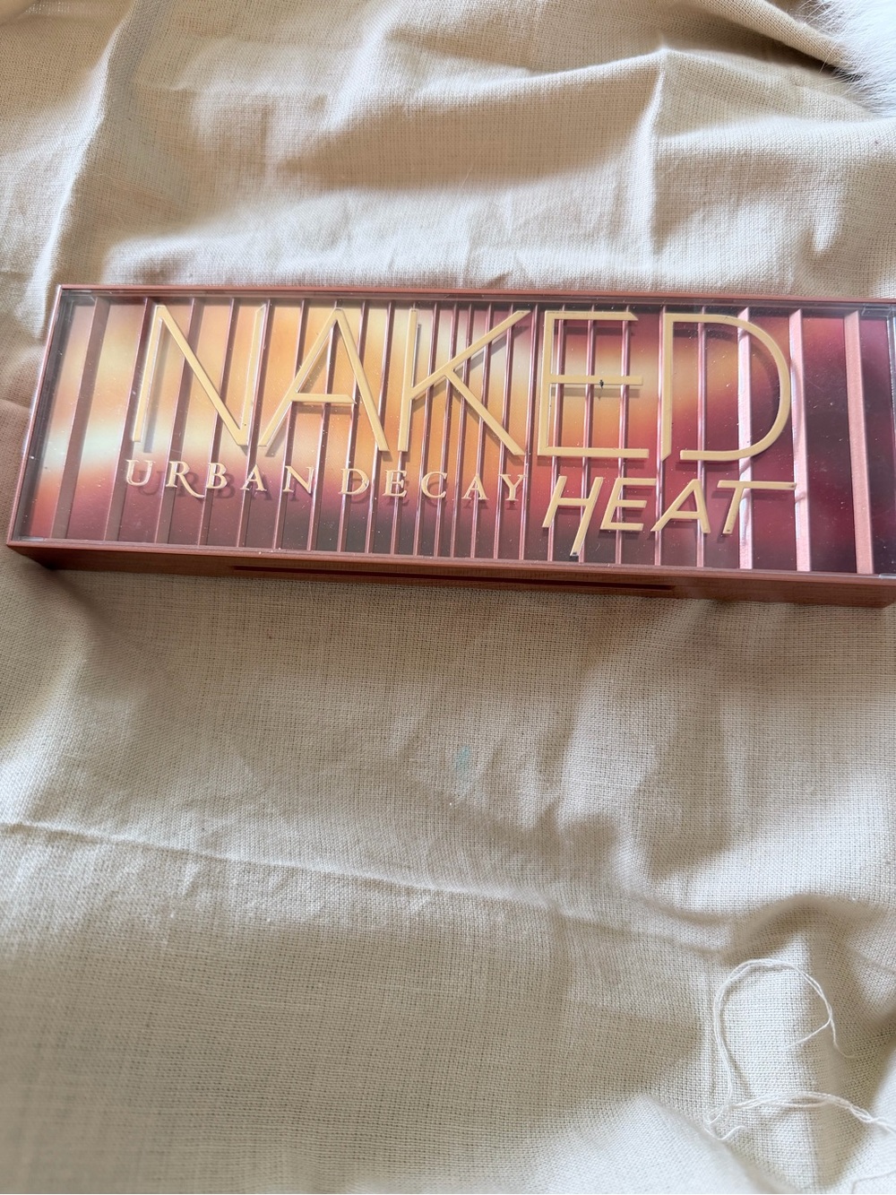 Urban Decay Naked Heat Eyeshadow Palette + Dual-Ended Brush